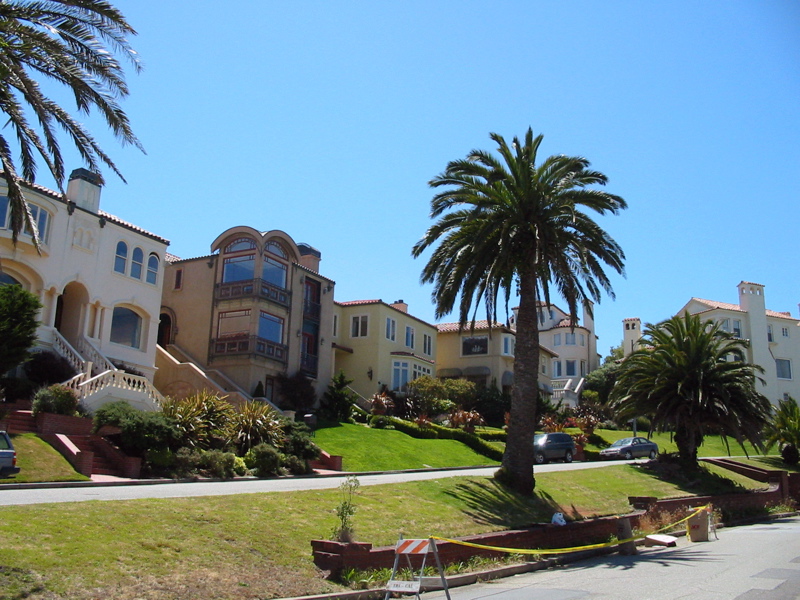 Jolies maisons sur El Camino Del Mar