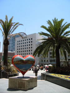 "I Left My Heart In San Francisco", c'était bien vrai ! Voici le coeur de Tony Bennett sur Union Square