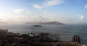 Panorama : Soleil couchant sur le pont du Golden Gate