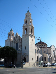  La basilique de Mission Dolores a été construite en 1913 pour remplacer l'église détruite par le tremblement de terre de 1906 (16th St.)