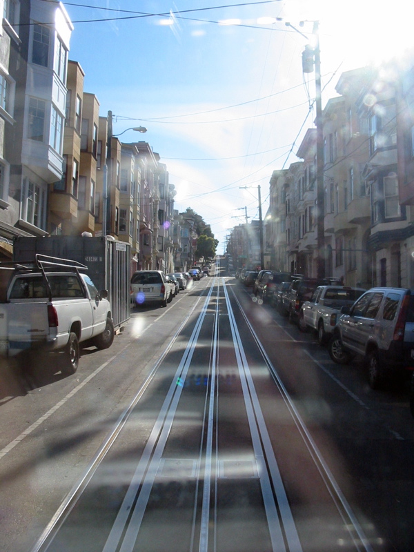 Montée de Jackson St. en cable car